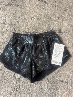 NWT Lululemon Hotty Hot Shorts